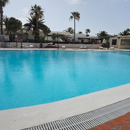 Bungalow Goa Pool View, Playa Roca Residence Sea Front Access - Free Ac - Wifi Costa Teguise Luaran gambar